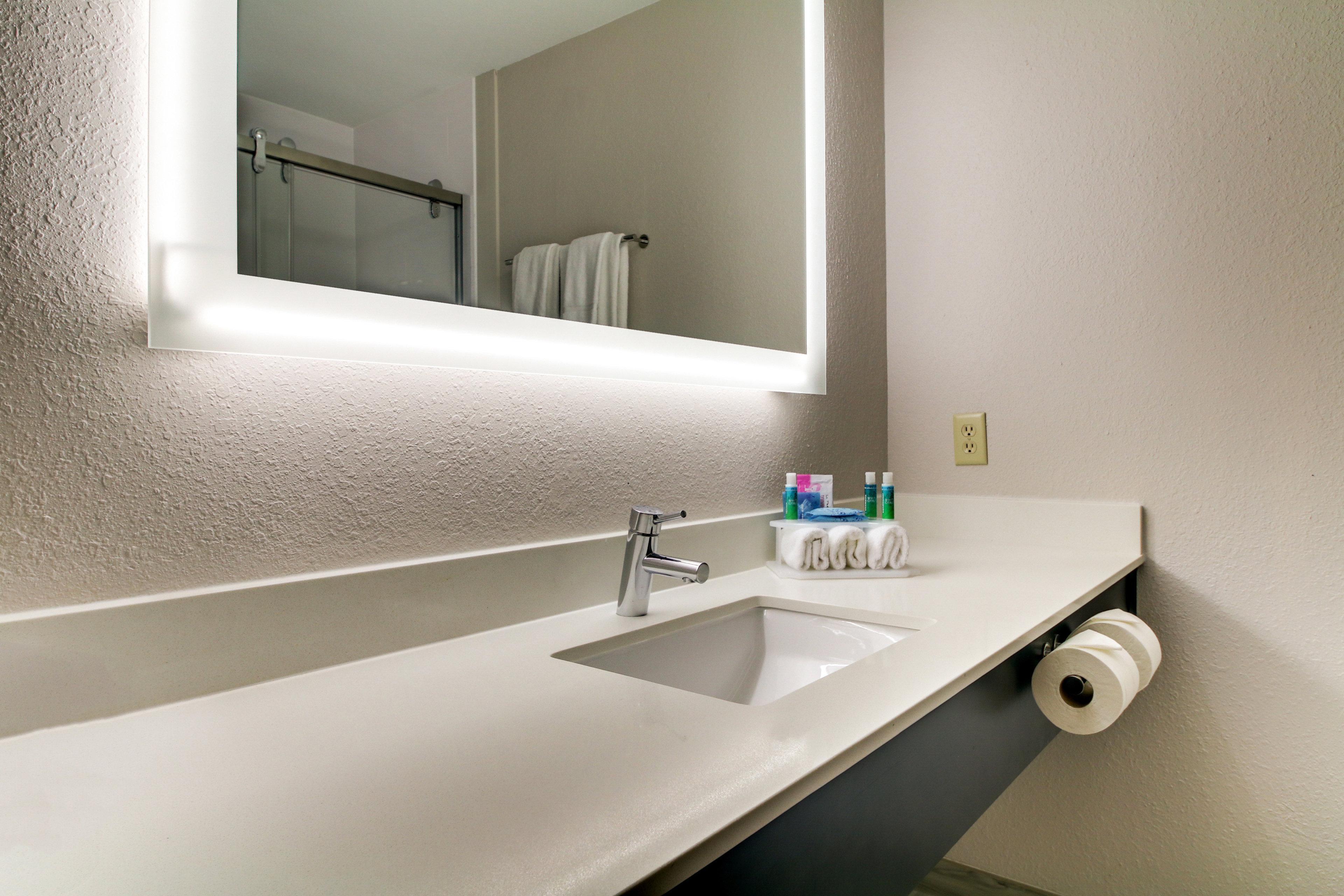 Holiday Inn Express Hotel & Suites Live Oak By Ihg Екстериор снимка