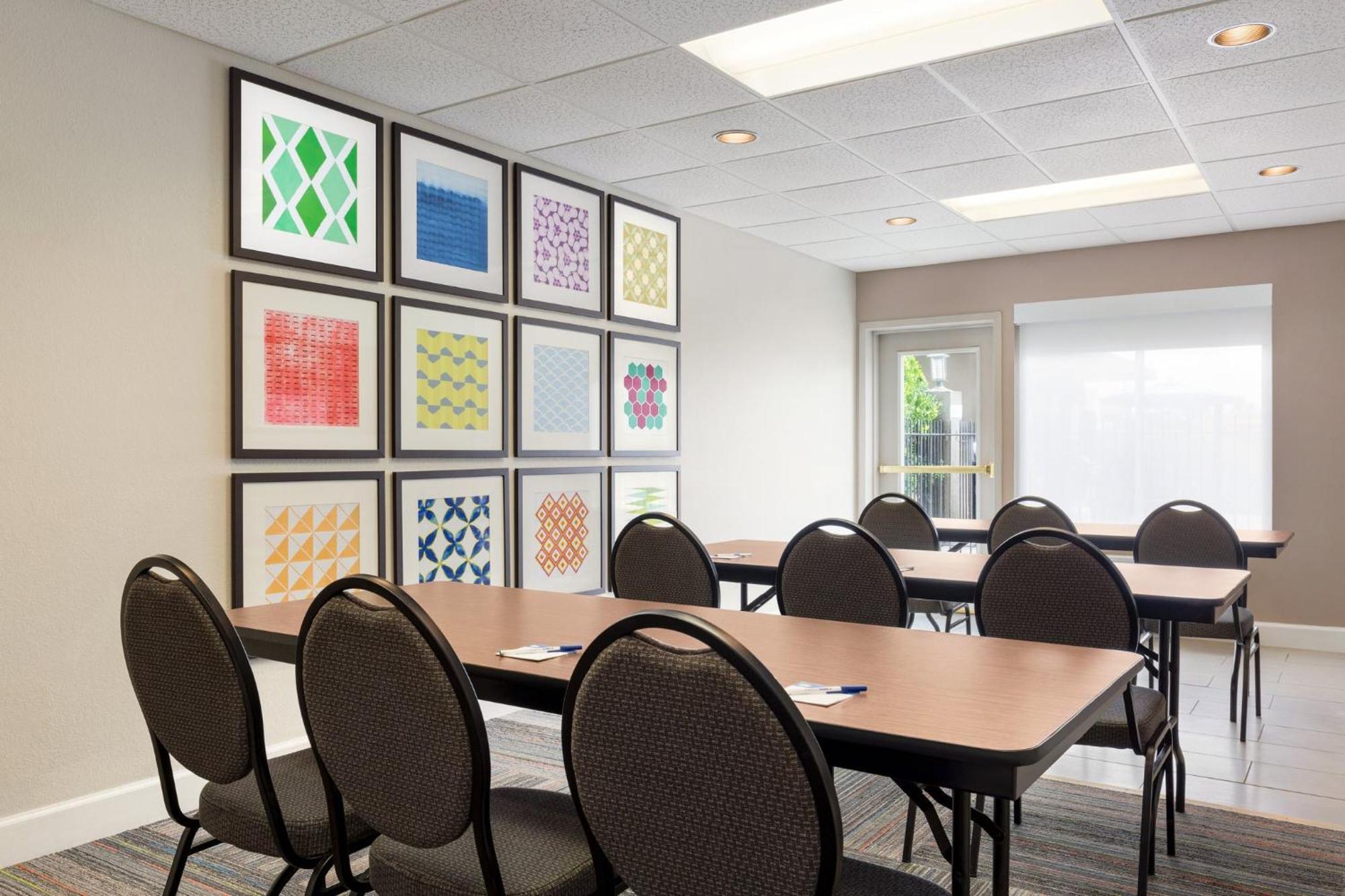 Holiday Inn Express Hotel & Suites Live Oak By Ihg Екстериор снимка
